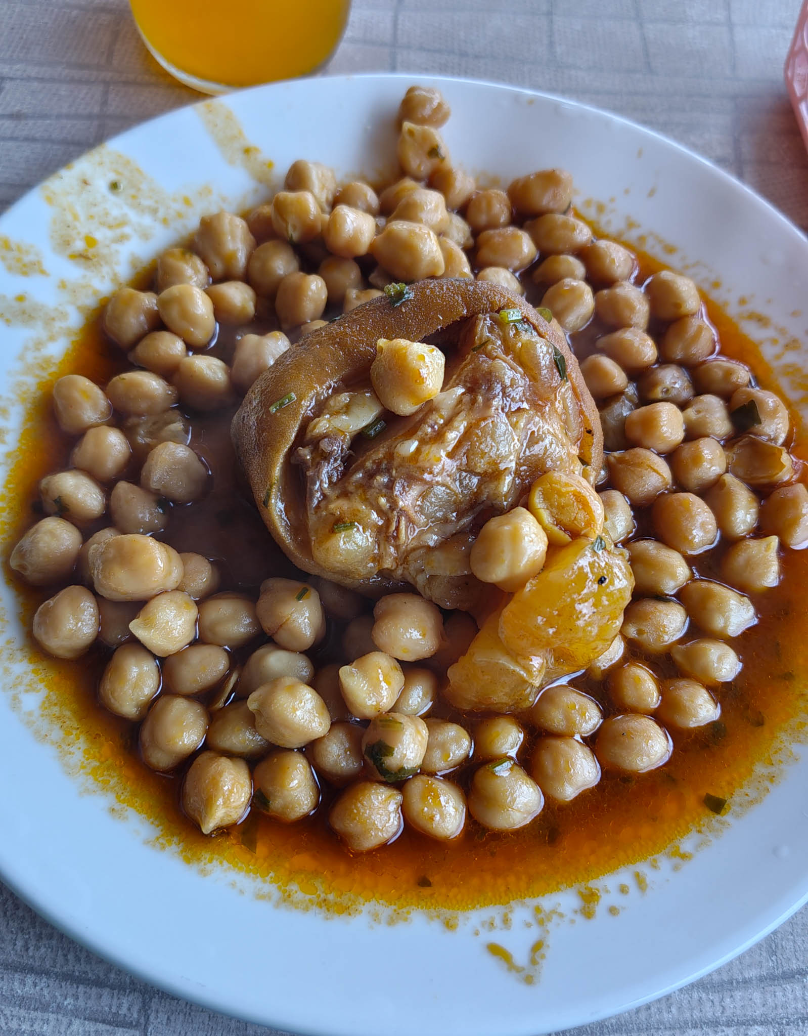 Kour-aine, a dish with cow's feet and chickpeas. The cow's feet is gelatinous and has a really unique texture. I wasn't sure if I would like it but I ended up enjoying it
