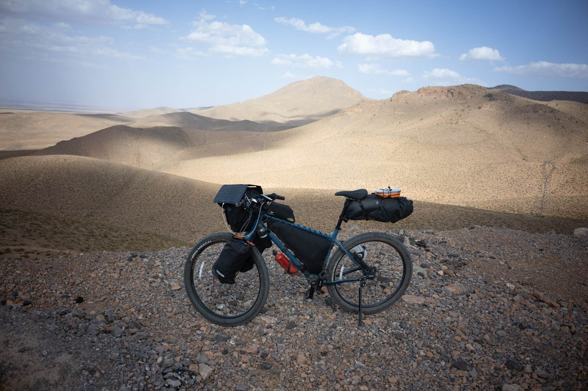 Overlooking the Rif mountains on top of a mountain pass